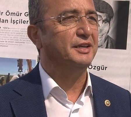 Turkey’s Lawmaker Bulent Tezcan Facing 4 Years For Insulting President