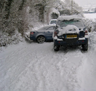 Red Alert Warning : UK Snow Chaos Of Beast From The East Is Life Threatening