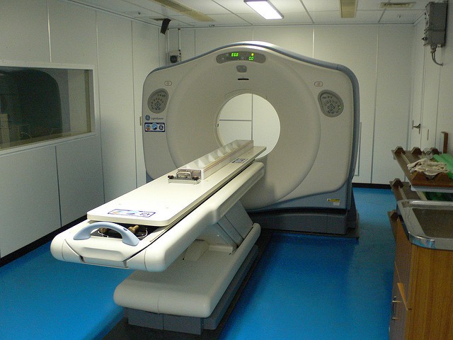 X Ray Scanner Arrives At Leeds To Tackle Violence And Drugs