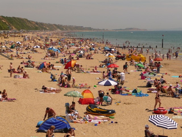 British Public Prepare For Hot And Sunny Easter Weekend