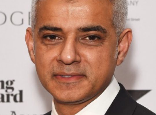 Khan: Londoners Will Still Be Required To Wear Masks On Public Transport