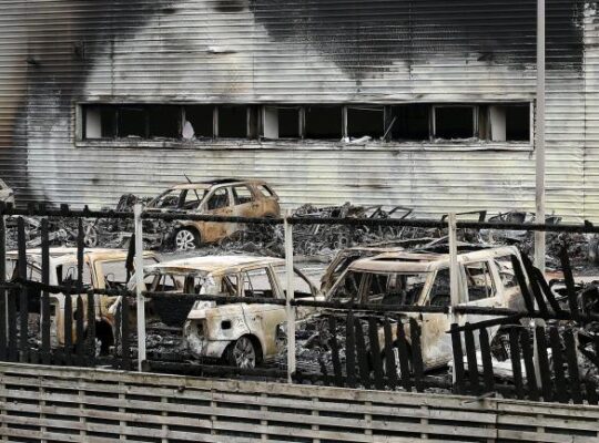 Cops Investigate Arson At Range Rover Dealership
