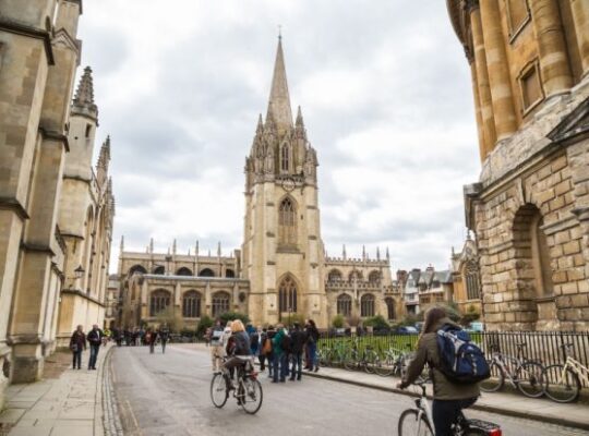 Oxford University Named Kindest City In Uk