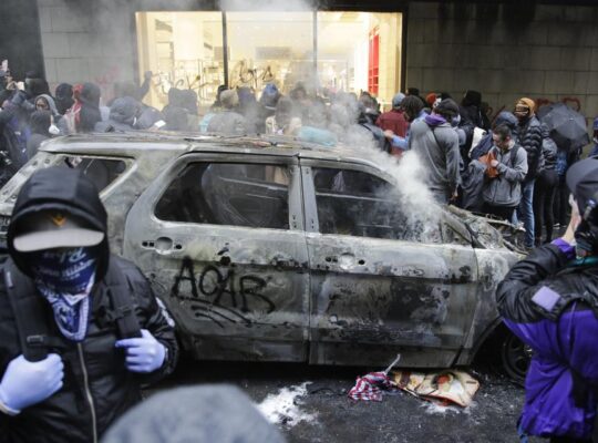 Apple Provide Cops With Evidence Of Arsonist George Floyd Protester