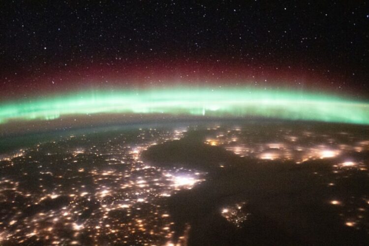 Astronauts On International Space Share Amazing Pictures