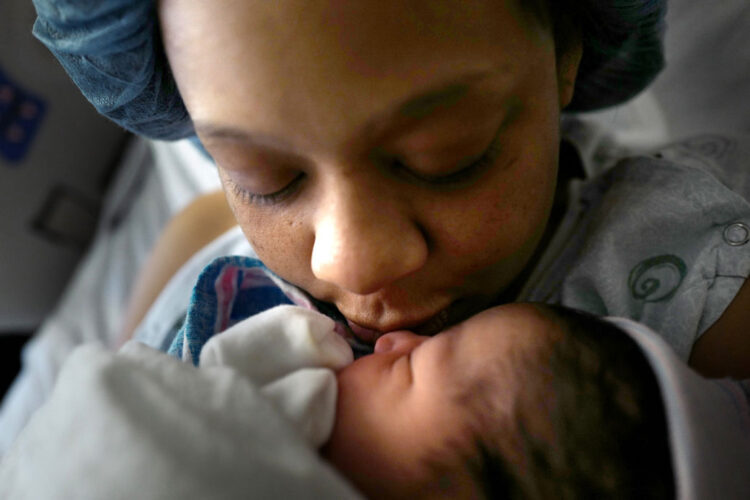 U.S Black And Hispanic Women Have Higher Rates Of Maternal Morbidity Than White Counterparts