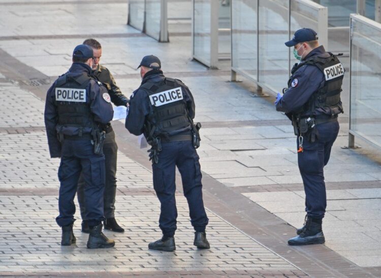 French Police Investigates Covid -19 Certificate Scam