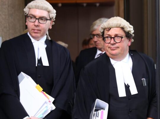 One In Six Barristers Want To Leave Profession Due To Unpredictable Working Hours