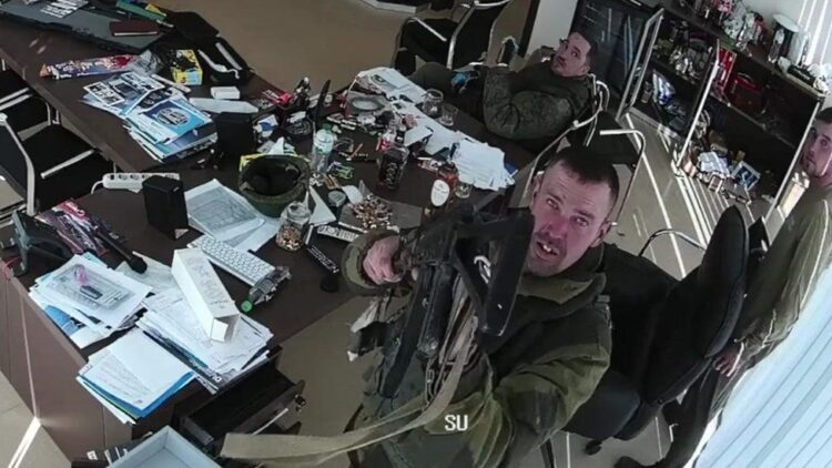 BBC Obtains Disturbing Footage Showing Russian Soldiers Murder Unarmed Ukranian Civilian Pensioner