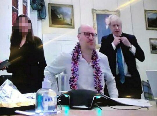 Witnesses Claim Downing Street Staff  Sat On Each Others Lap At Crowded Lockdown Parties