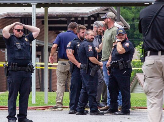 U.S Cops Shoot Intruder Dead After Trying To Enter Elementary School