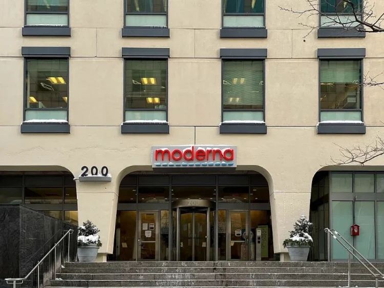 Moderna Inc To Build Research And Manufacturing Centre In Uk With Messenger Vaccines