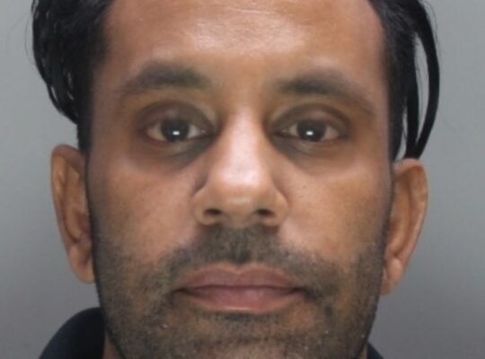 Banker Jailed For Scamming  Insurance Companies And Cousin Of £1.8m Over Fake  Terminal Cancer Claim
