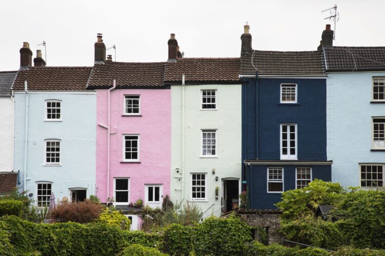 UK Average House Prices Increase Between April And May Outstrips Last Year