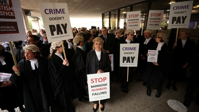 Barristers To Go On Indefinite Strike In England And Wales At The Expense Of Waiting Cases