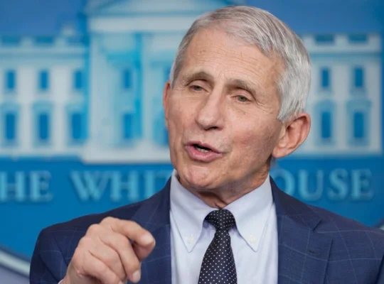 Top U.S Infectious Disease Expert Anthony Fauci To Step Down In December