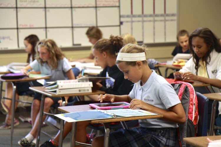 Independent School Board Of Missouri Consider Four Day School Week