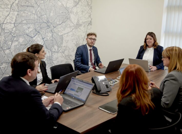Solicitor Struck Off After Tribunal Finds Chaotic Financial Management And  Dishonest Conduct
