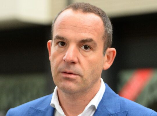 Martin Lewis Brands Liz Truss Government A Farce Bad for Country And Politics