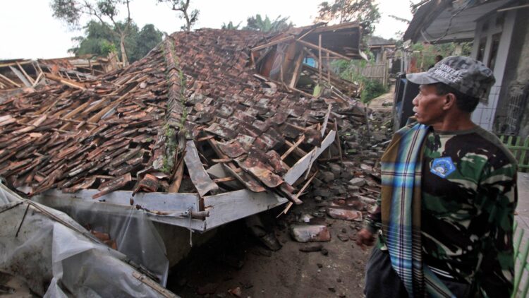 School Children Killed In Major Earthquake On Indonesian Island