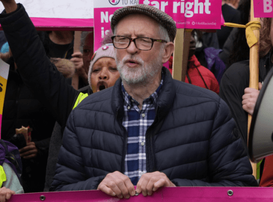 Jeremy Corbyn Expresses Support For Gary Lineka Against Government’s Immigration Bill