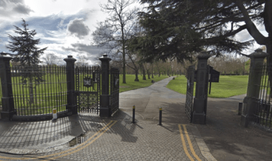 Murder Investigation After 16 Year Old Boy Fatally Stabbed In London Park