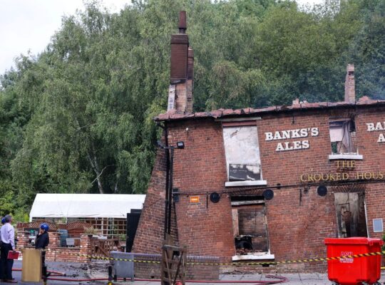 Joint Police And Fire Investigation Into  Damaging Fire Of Historic Crooked House Pub