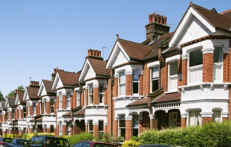 UK Property Market Experiencing Significant Slump In Sales Activity