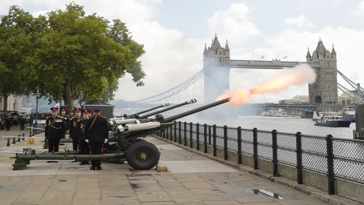 Hyde Park Gun Salutes To Mark Anniversary Of Queen’ss Death