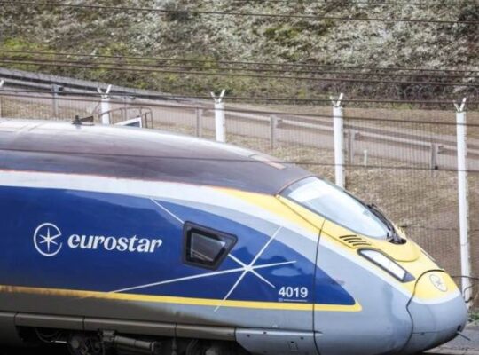 Thousands Of Passengers Left In Disarray After Euro Star Cancels Trains