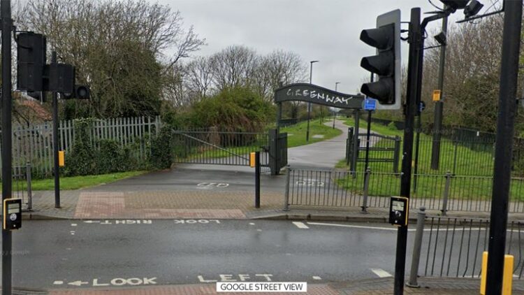 Abandoned NewBorn Baby Found Wrapped In Towel On Newham Street