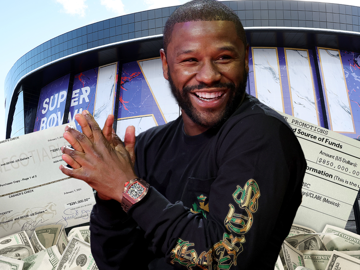 Mayweather Shows Off $1m Bill From Taking 34 Friends To Super Bowl Event