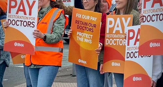 Junior Doctors Across Northern Ireland Initiates 48 Hour Strike