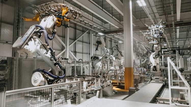 Jaguar Land Rover Factory Shutdown Extended After Cyber Attack