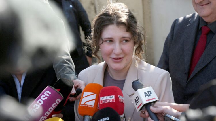 Pregnant British Teenager Release from prison after Massive Plea Deal