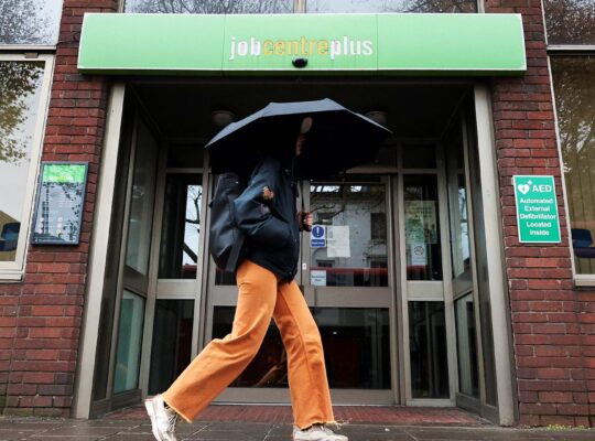 UK Jobless Rate Rises to Highest Level in Years, Labour Market Shows Strain