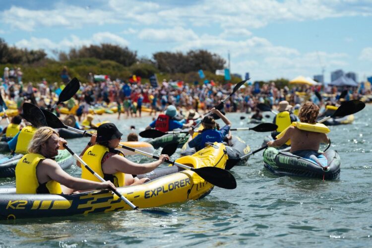 Kayak-Borne Climate Protesters Halt Coal Shipments at Major Australian Port