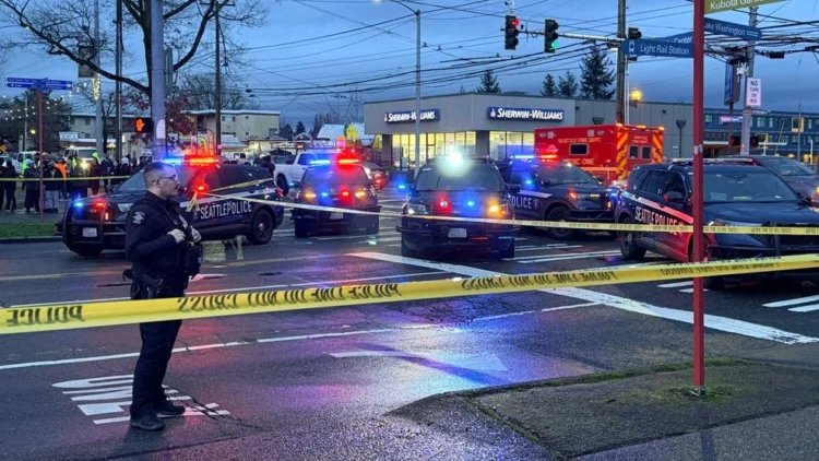 Seattle Detectives Investigate Double Homocide Of School Pupil At Bus Stop