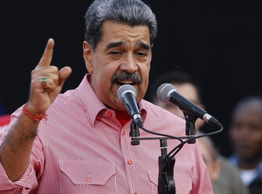 Venezuela Offers Dialogue as Tensions With United States Build