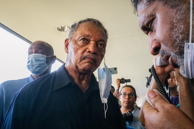 Voice of Justice for Generations Dead at 84