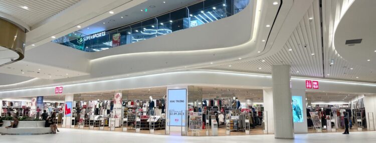 UK Retailers Set to Slash Hours and Jobs Amid Soaring Labour Costs