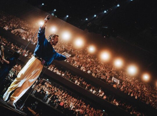 Harry Styles Takes Netflix by Storm As One Night in Manchester Concert Special Debuts Worldwide