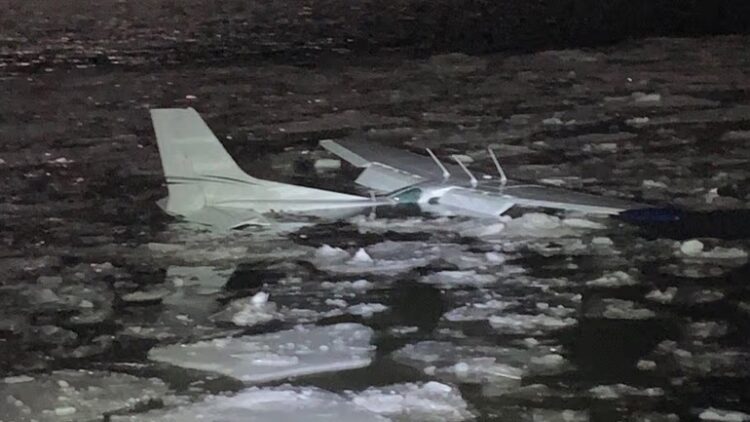 Miracle on the Hudson Again As Small Plane Lands in River And Two Swim To Safety