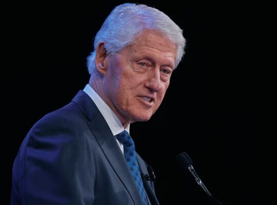 Clinton Testifimony: “I Saw Nothing” in Epstein Abuse Case