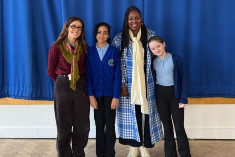 Aspiring Budding Journalists At Outstanding London Primary School Interview  Brent Mp Dawn Butler