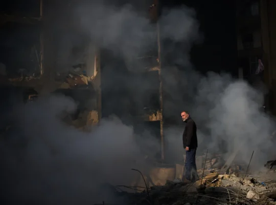 Netanyahu Opens Door to Lebanon Talks As Israeli Strikes Push Iran Ceasefire to the Brink