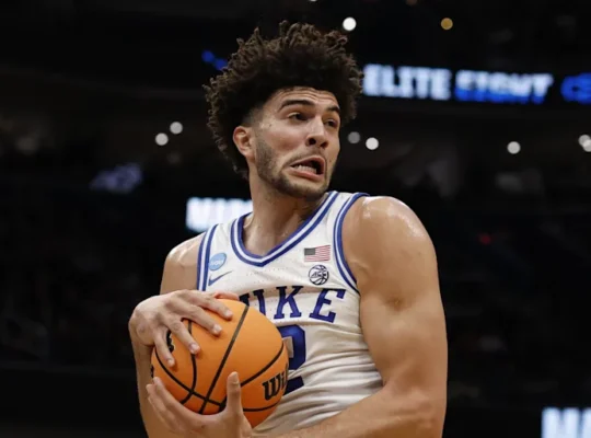 Boozer Heals: AP Player of the Year Recovers After Heartbreaking UConn Exit