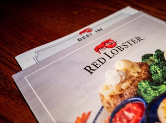 Red Lobster Revives Endless Shrimp Despite Past Losses