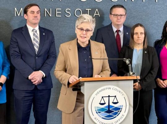 ICE Agent Charged After Allegedly Pointing Gun at Drivers on Minneapolis Highway