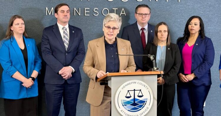 ICE Agent Charged After Allegedly Pointing Gun at Drivers on Minneapolis Highway